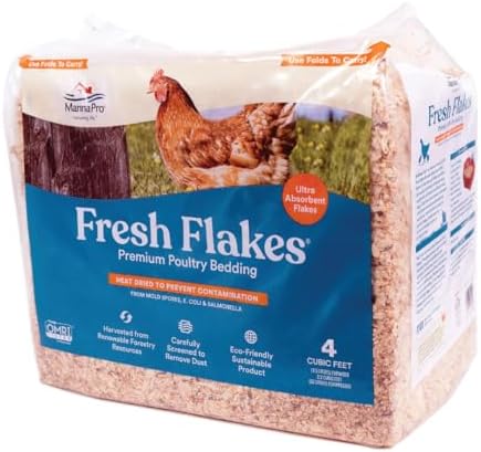 Manna Pro Chicken Coop Bedding Pine Shavings and Poultry Grit with Probiotics