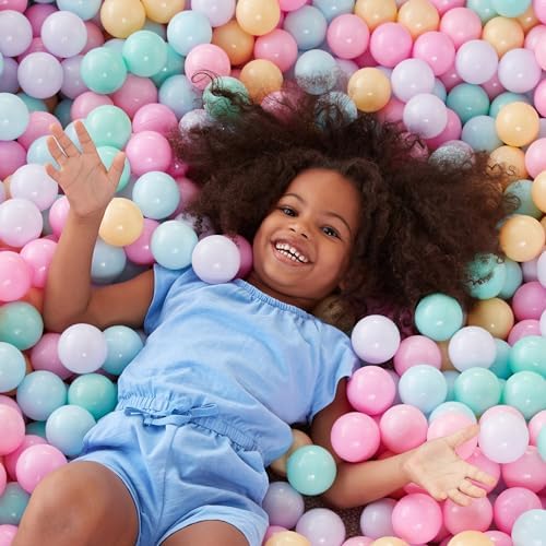 Amazon Basics BPA Free Crush-Proof Plastic Ball, Pit Balls with Storage Bag, Toddlers Kids 12+ Months, Pack of 400 Balls, 6 Pastel Colors